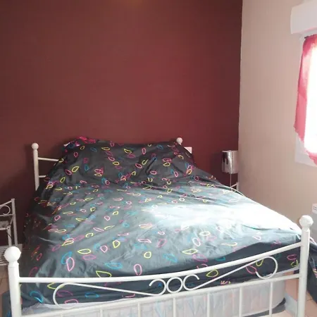 Awesome In W/ 2 Bedrooms Agde